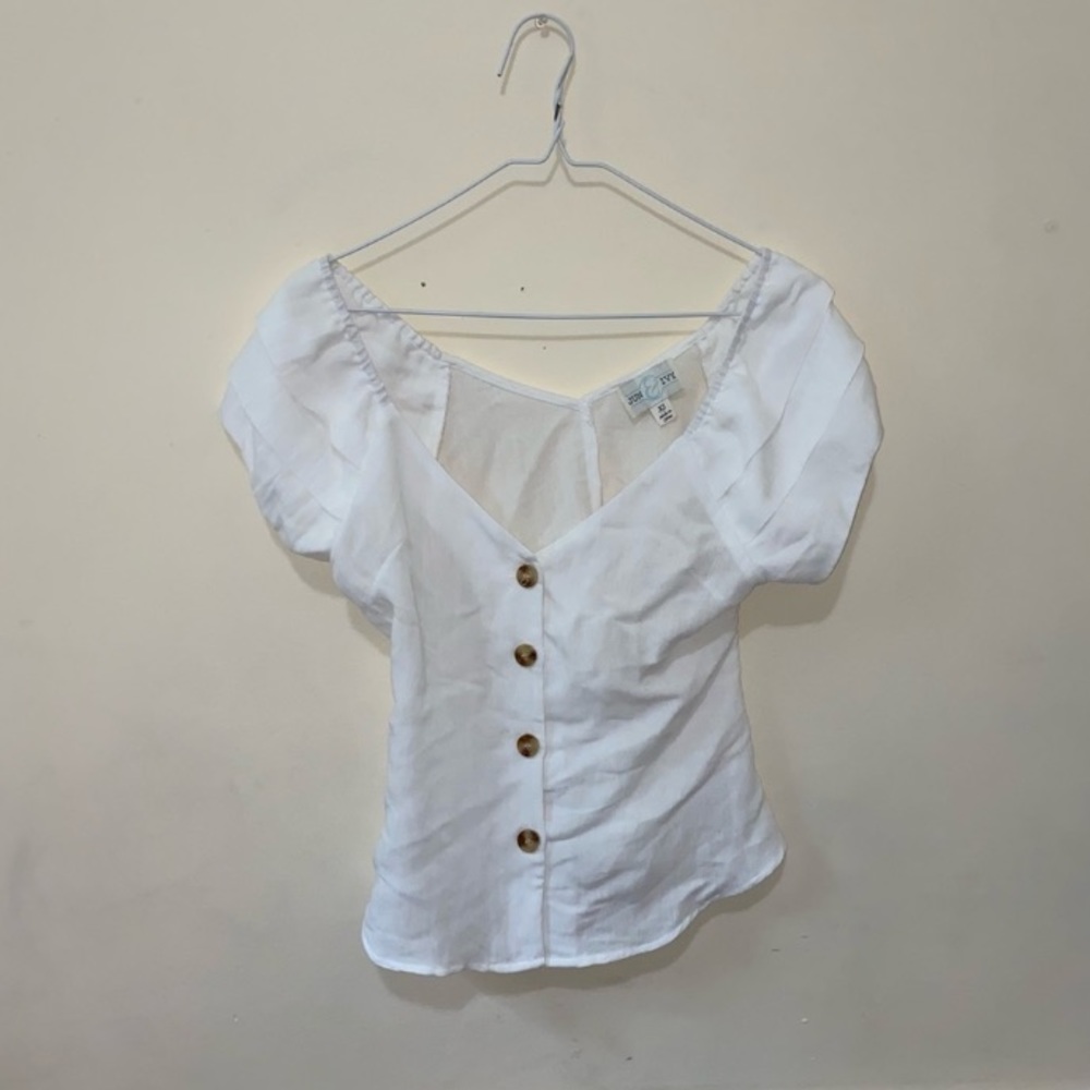 White button blouse - Picture 5 of 5